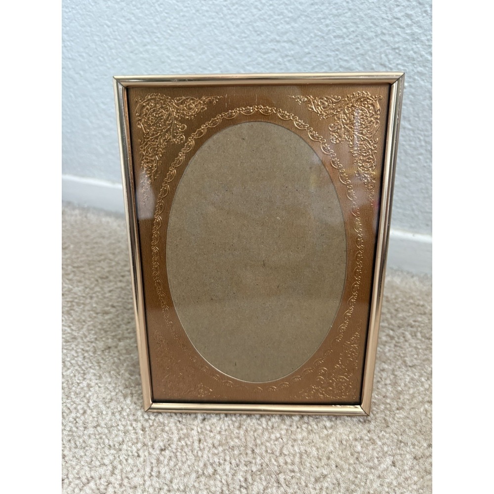 Vtg Gold Tone Metal Picture Frame Embossed Filigree Border Oval Opening